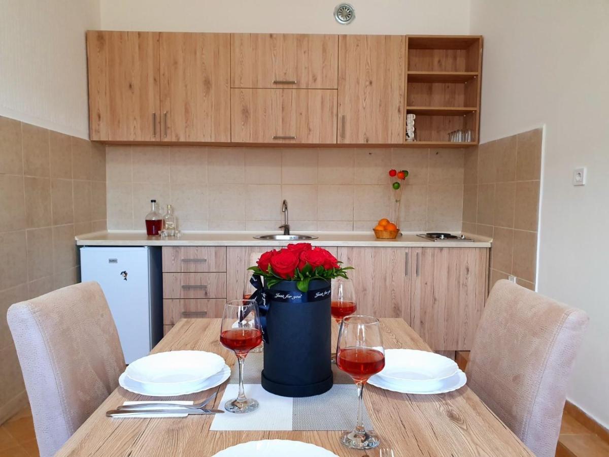 Apartments "Old House Pajovic" Virpazar Εξωτερικό φωτογραφία